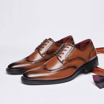 Hoogteverhogende inlegzool Nieuwe Britse stijl Veterschoenen Brogue Leren schoenen Heren Zakelijk Formeel Derby schoenen Puntig Casual 43 donkerbruine kleur