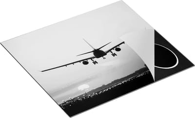 Chefcare Inductie Beschermer Vliegtuig Landt tijdens Zonsondergang - Zwart Wit - 60x50 cm - Afdekplaat Inductie - Kookplaat Beschermer - Inductie Mat