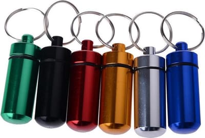 5 Stuks Sleutelhanger Pillendoos Voor Onderweg - Reizen – Set van 5 sleutelhanger pillendozen – onderweg en reizen – Handig en draagbaar – Gemakkelijk mee te nemen – medicijnen en supplementen – Praktische reisaccessoire
