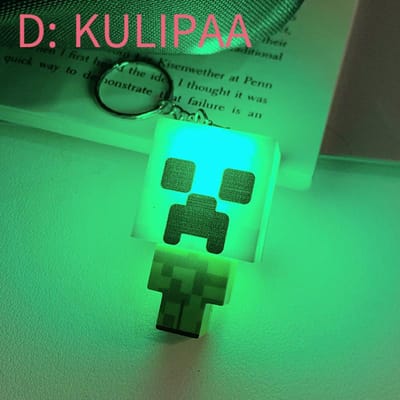 Minecraft Omringende Fakkel LED Lamp USB Oplaadbaar Mini Fakkel Sleutelhanger Rugzak Hanger Kinderen Cadeaus LED Nachtlampje green