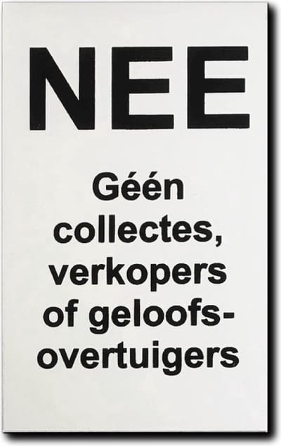 Geen verkoop aan de deur - NEE Geen collectes , verkopers of geloofsovertuigers deurbordje - Zwarte tekst op aluminium - 50 x 80 mm - Promessa-Design.