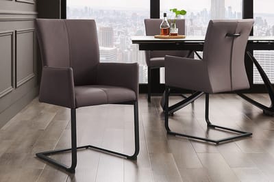 Moderne sledestoel SAMSON taupe grijs echt leer met armleuningen en metalen frame - 45175