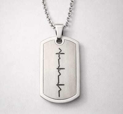 Samenlijn - Gepersonaliseerde Ketting - Rechthoekig - RVS - Zilverkleurig - Foto, Hartslag of Stemgravure - Cadeau voor Hem of Haar