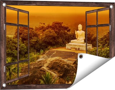 Gards Tuinposter Doorkijk Boeddha Beeld bij een Tempel in het Bos - 60x40 cm - Tuindoek - Tuindecoratie - Wanddecoratie buiten - Tuinschilderij