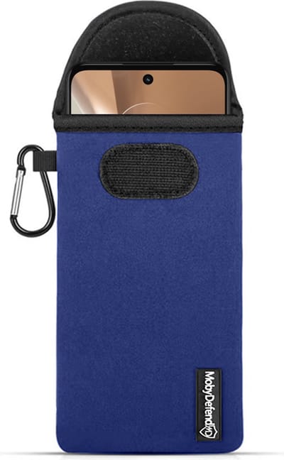 MobyDefend Hoesje - Geschikt voor Motorola Moto G32 - Neopreen Pouch Met Karabijnhaak - Insteek - Riemlus - Blauw