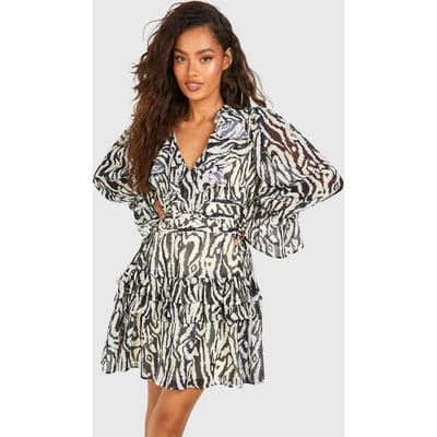 boohoo Dames Animalprint Chiffon Ruffle Smock Jurk | Zwart | Maat: 36