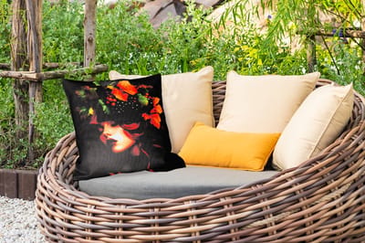 Buitenkussen - Vrouw - Rood - Groen - Druiven - 45x45 cm - Weerbestendig