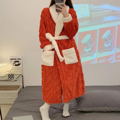 Wintertijd Geavanceerd Koraalvlies Effen Kleur Nachthemd Verdikt Lang Model Dames. Warme Losse Grote Maat Loungewear Badjassen Dames 2XL white