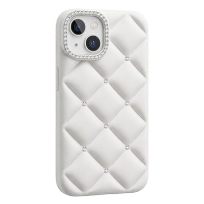 Wit gewatteerd telefoon hoesje geschikt voor iPhone 15 – dames – premium backcover case met rhinestone details en vierkant camera frame
