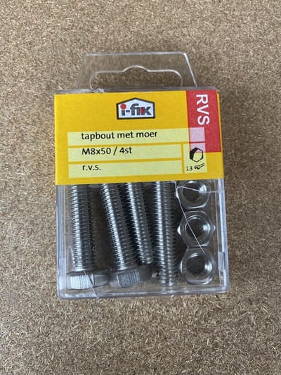 Tapbout met Moer M8 x 50 mm. lang. 4 stuks Bouten. RVS-A2. Ifix.
