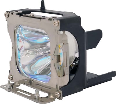 Beamerlamp geschikt voor de LIESEGANG DV 325 beamer, lamp code ZU0261 04 4010. Bevat originele UHP lamp, prestaties gelijk aan origineel.