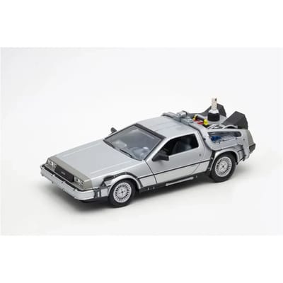 Movie Memorabilia DeLorean Back To The Future II Time Machine Fly Mode - 1:24 - Welly