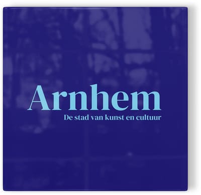 Tegeltje Arnhem – donkerblauw lichtblauw – tegeltje stad – tegeltje met tekst