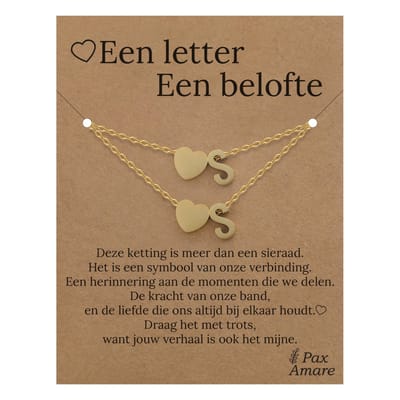 Letter S ketting + armband set op Cadeau Kaartje - Een letter, een belofte - Goudkleurig Stainless Steel - Initiaal & Hartje Hanger - Pax Amare