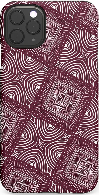 Casetastic Hoesje Geschikt voor Apple iPhone 11 Pro Max - Stijlvolle Beschermende Duo-layer Case - Bohemien Rood Design