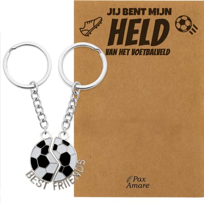 Vriendschap Sleutelhanger voor 2 'Jij bent mijn held van het voetbalveld' - Magnetische Voetbal - BFF Sleutelhanger op Cadeau Kaartje - Zilverkleurig - Vriendschap Symbool - Pax Amare