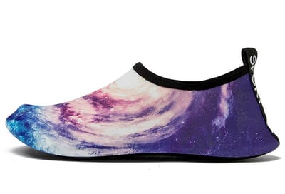 Waterschoenen voor heren en dames - snel drogende zwemsokken - zwembadschoenen - strandschoenen - indoor fitnessschoenen - yogaschoenen - stille antislipschoenen - geschikt voor buitenzwemmen op het strand, surfen en yoga - maat 32-33