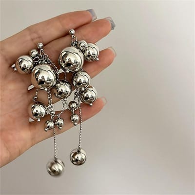 Lange Kwasten Ronde Metalen Bal Hanger Oorbellen Voor Vrouwen Europees Amerikaanse Stijl Hangende Oorbellen Feest Sieraden