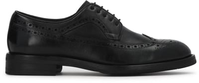 Black leather derby shoes with openwork embellishment Brogues