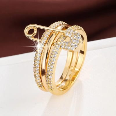 Pin Ring Drie Laags Zirkoon Serie Hip Hop Stijl Roestvrij Staal Nieuwjaarscadeau Party Sieraden Ring 6 beige