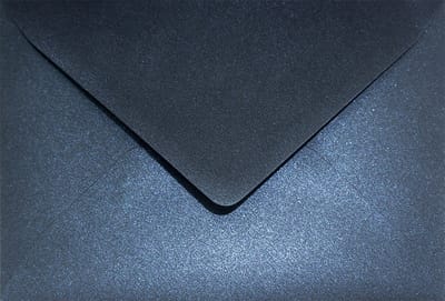 Metallic (parelmoer) blauwe enveloppen A6 - 125 x 175 mm - 25 stuks - NK natgelijmde - 120 gram - Aster Metallic - Netuno