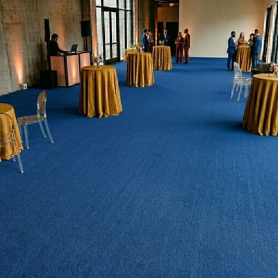 FLOORDIREKT Op Maat Hemaakt Tapijt Sintra - Voor Evenementen & Beurzen - Onderhoudsvriendelijke Loper - Voor Beurzen & Evenementen - Blauw - 100 x 100 cm