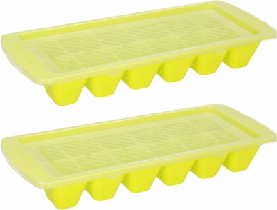 Plasticforte IJsblokjesvormen - roze - 2x stuks - met afsluitdeksel - 28 x 11 cm - ijsklontjes bakje - kunststof