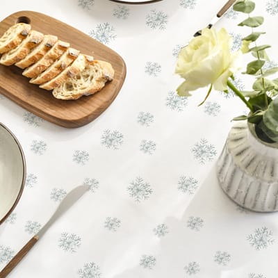 Dailygoody - Sneeuwvlokken Tafelkleed - Rond 140 cm - Vrolijke Kerst Decoratie - Beige - Kerst Tafelhoes - Perfect voor Feestdagen - Meerdere Gelegenh...