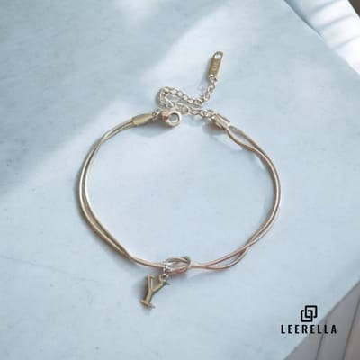 Leerella | Y | Stijlvolle Letter Armband van Hoogwaardig RVS in Zilverkleur met Initialen – Perfect voor Dames en Heren | Luxe Accessoire met Persoonlijke Touch Moederdag, Valentijnsdag en Verjaardag Cadeau 16+5cm