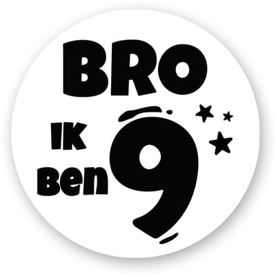 25x traktatiestickers - BRO ik ben 9 - Verjaardag stickers 9 jaar - BRO - Sluitstickers - Kinderfeest Traktatie - Uitdelen - Uitdeeltraktatie - Wensetiket - Rond - 40mm - Glossy sticker -Sluitstickers Pimp Studio