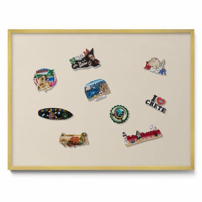 Tulup Magneetbord met Gouden Frame - Beige Magnetisch Bord in Verschillende Kleuren - 80 cm x 60 cm - Lichtbeige kleur - Design Magneetbord met Frame - Magnetisch Bord Muurbevestiging - Memobord voor Keuken