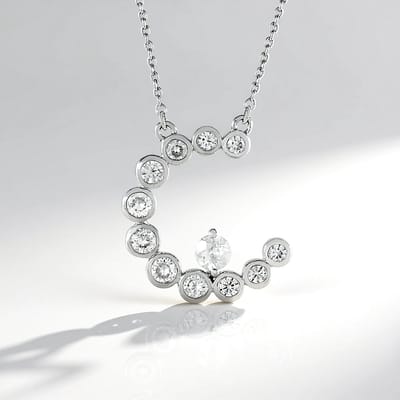 Cavill - Zilveren Halsketting 925 Sterling Zilver Platina Geplatineerd - 1 587 Ct Cambodjaanse Zirkoon - Halvemaan Hanger - Chique Elegante Sieraden