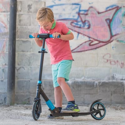 Bandits & Angels Kinderstep Black Racer 205 Blauw vanaf 5 Jaar voor Jongens en Meisjes - Step voor Kinderen - Inklapbaar - Verstelbaar stuur - Stepje met Voetrem