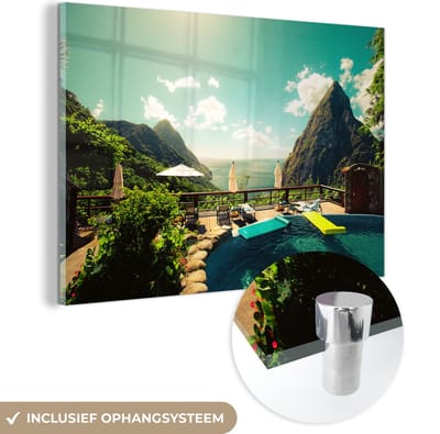 ® Glasschilderij 180x120 cm - Schilderij acrylglas - Uitzicht op de Pitons vanuit een zwembad in Saint Lucia - Foto op glas - Muurdecoratie woonkamer - Wanddecoratie slaapkamer - Schilderijen