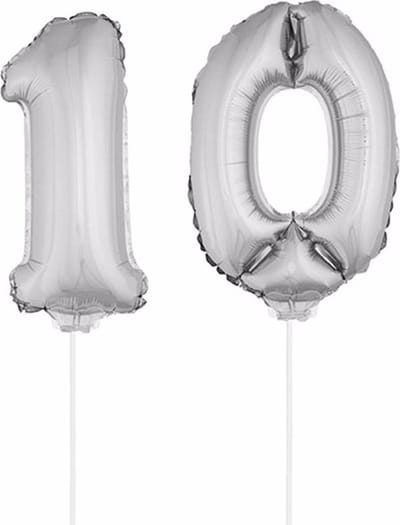 10 jaar leeftijd feestartikelen - versiering cijfers - ballonnen op stokje - van 41 cm - Combi van cijfer 10 - in het zilver