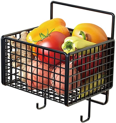 Dailygoods- Keukenmuurmand Ruimtebesparend - Metalen Hangende Mand - Grote Capaciteit - Keuken/Badkamer Organizer - Stevig Materiaal - Afmetingen 12,5 x 15 cm - Wandmand