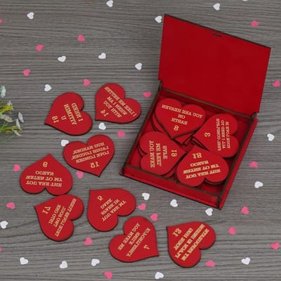 Romantische Cadeaubox - Liefdesgeschenken Koppels - Liefde Uiten - 20 Romantische Berichten - Hart 5cm - Rood