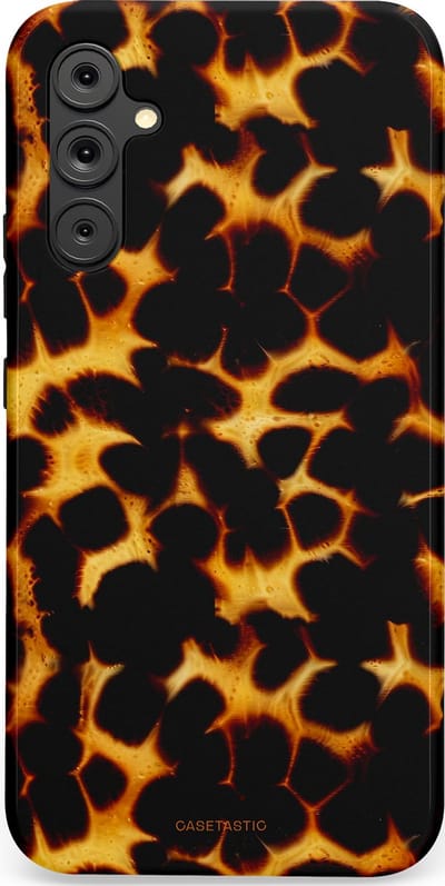 Casetastic Hoesje Geschikt voor Samsung A34 (5G) - Stijlvolle Beschermende Duo-layer Case - Gevaarlijkspoor