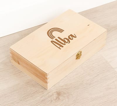 Houten kistje 'Alba' Regenboog - Tekenkist - Herinneringsdoos - Kraamcadeau - Knutseldoos - Memorybox - Baby - Geboorte