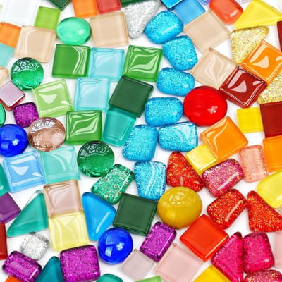 Gemengde kleuren glas mozaïek tegels, onregelmatige kristallen mozaïek tegels, mozaïek stenen kit voor handgemaakt, boxed Multicolor glitter glas stukken voor doe-het-zelf kunst ambachtelijke