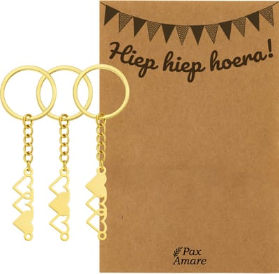BFF Sleutelhanger voor 3 'Hiep Hiep Hoera' - Hartjes - Sleutelhanger set op Cadeau Kaartje - Goudkleurig - Verjaardags Hanger - Pax Amare
