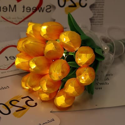 Kunstmatige Tulpen met LED Verlichting - Real Touch Boeket voor Bruiloften, Feestdagen en Thuisdecoratie - Creatieve Cadeaus in Oranje (15 Stuks)