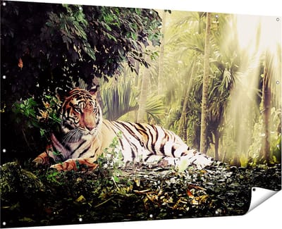 Gards Tuinposter Tijger in de Jungle met Zonneschijn - 180x120 cm - Tuindoek - Tuindecoratie - Wanddecoratie buiten - Tuinschilderij