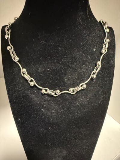 Stijlvolle roestvrijstalen ketting || Make up | Parfum | Moederdag | Verjaardagscadeau| Cadeautje| Valentijnsdag| Kado | sieraden | vaderdag | oorbellen | oorsieraden