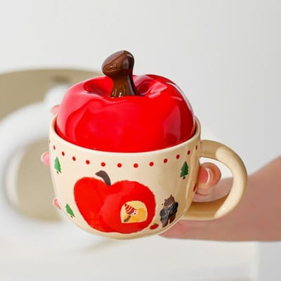 Nieuwjaarscadeau Cadeaus Van Vrienden Ouderen Retro Appelkop met Deksel met Lepel Mok Geschenkdoos voor Beste Vriend Verjaardagscadeau 301-400ml red