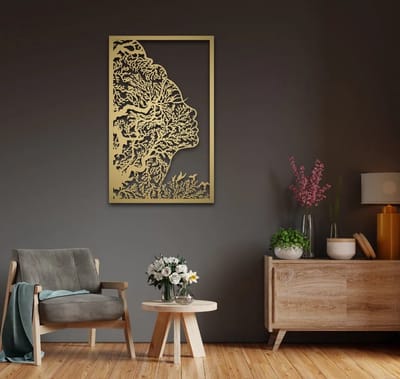 Metalen Wanddecoratie Vrouwelijk Silhouet – 3D Wandkunst – Goud – 70x44 cm