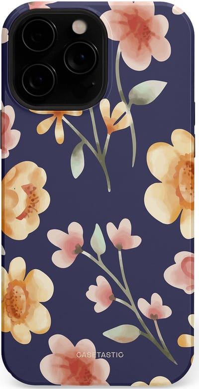 Casetastic Hoesje Geschikt voor Apple iPhone 13 Pro Max Magsafe - Stijlvolle Beschermende Duo-layer Case - Fluweel Bloemendesign