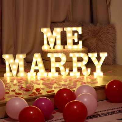 LED Verlichte Letters 'Marry Me' - Decoratie voor Bruiloft, Voorstel en Feest - Warm Wit Licht