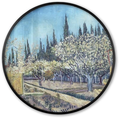 Poster in lijst Rond - Fotolijst 60x60 cm - Posters - Boomgaard tegen cipressen - Vincent van Gogh - Ronde posterlijst zwart - Decoratie - Wanddecoratie woonkamer - Muurdecoratie slaapkamer