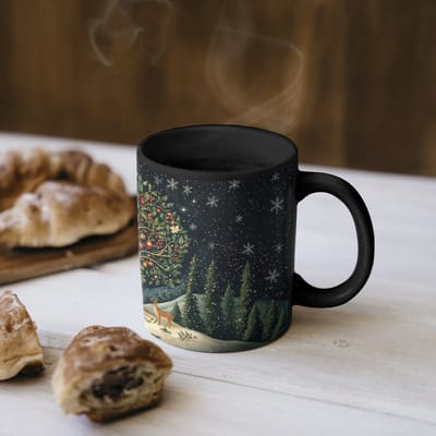 Magische Mok - Foto op Warmte Mokken - Koffiemok - Feestboom - Winterhemel - Kleurrijk - Magic Mok - Beker - 350 ML - Theemok